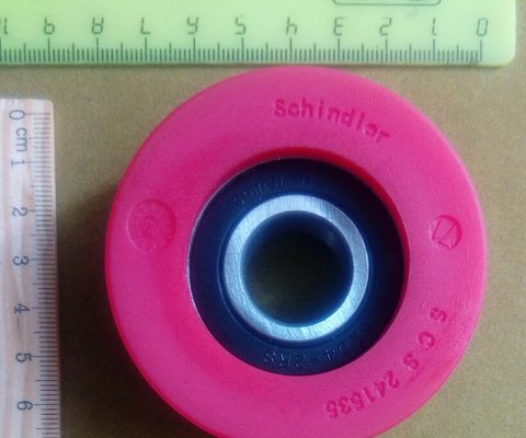 Ролик ступени эскалатора 70x25mm 