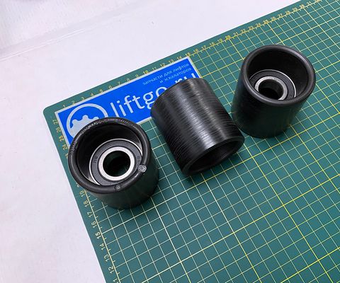 Ролик 60мм прижимной эскалатора W=64мм Kone, KM2173045