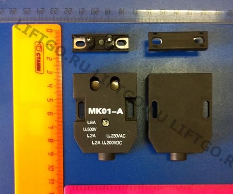 Контакт дверной лифта OTIS MK01-A